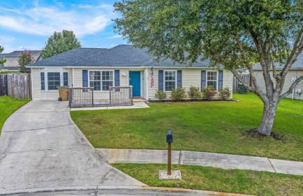 Screened Porch, Firepit, Patio! Peaceful in Pooler - Foto 34