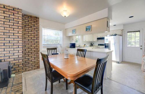 West of the Moon Ocean Apt with Beach Access! - Foto 7