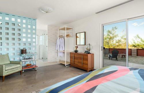 Mid Century Vibes - 2 Min to JTNP - Retro Dive Bar - View - Foto 13