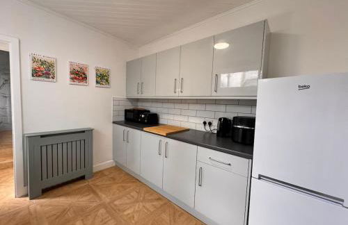 Large New 5 Bedroom 2 Bathroom House in Central Southampton - Free Parking - Foto 22