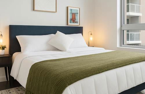 2 Bedroom Condo Cambridge With Balcony, Pool,Gym,Garage Parking - Foto 2