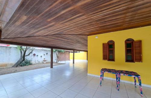 Casa Daslis Espaçosa e Bem Localizada - Foto 30