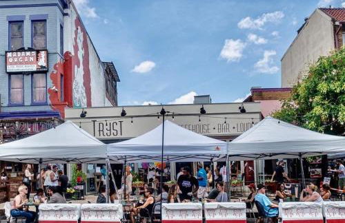 Cozy 1BR in DC 95WalkScore Steps to Cafes Dining Nightlife Grocery Metro - Close to Downtown - Foto 39