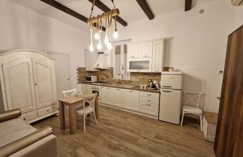 Giù da nonna - Foto 1