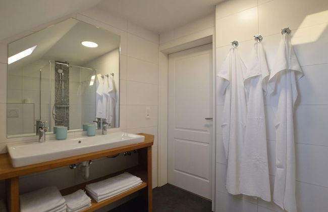 Charming Fens Family Home - Photo 21