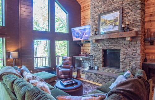 Our Place to Paws 4 Bd Lux Blue Ridge Mnt Cabin - Photo 10