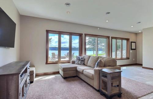 Northwoods WI 6BR Lakefront Cabin Retreat on Lake Nokomis - Minnohawk Lodge - Foto 42