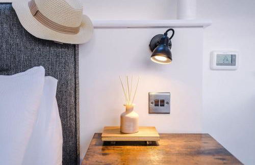 Incredible 3Bed Townhouse, Rooftop Patio, Sleeps 6 - Foto 45