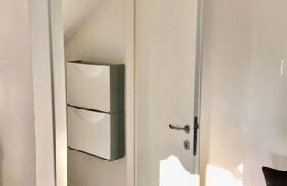 Villa a due piani con giardino e piscina - Foto 6