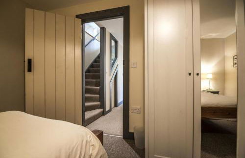 Rock Cottage - 3 Bedroom Holiday Home - Fishguard - Photo 24