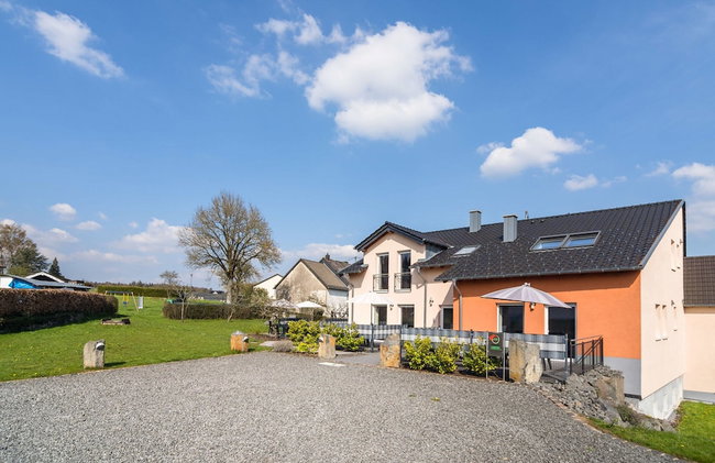 Holiday Home With Terrace Near Volcanic Lakes - Foto 23