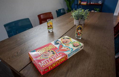 Mid-Century Modern Home - Hot Tub and Game Room - Foto 64