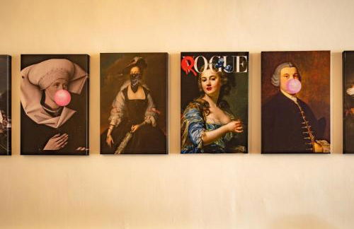 CHAMPAGNE HOUSE- Oasis de luxe & de charme - coeur de ville - 10-12 pers - piscine, cuisine d'été, patio, bar & piano - Photo 5