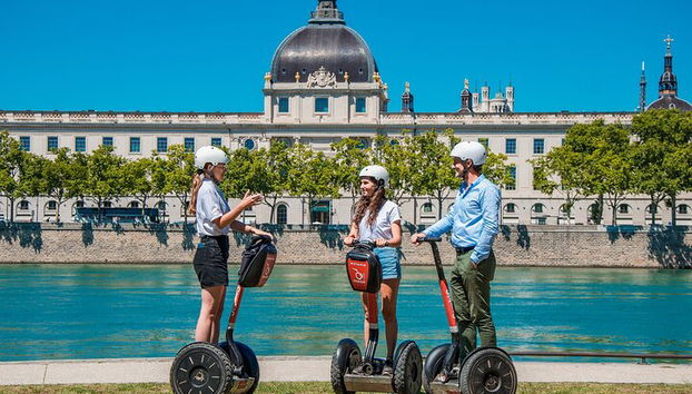 ComhiC 1h30 Segway Historique Hotel-Dieu