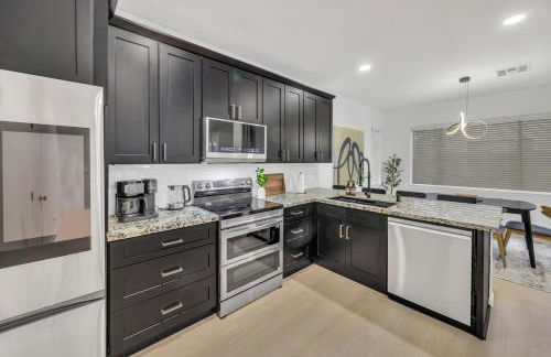 Modern 4BR Retreat in Prime Gilbert Location - Foto 80