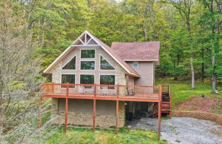 Mountain retreat w 2 fireplaces & lake - Foto 55