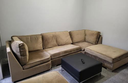 Apartment - Sleeps 5 - Great Location - Parking - Foto 95