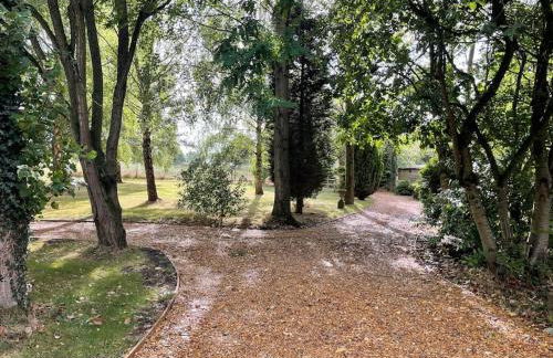 The Big Cosy Boudoir Bed + Hot tub - Photo 6