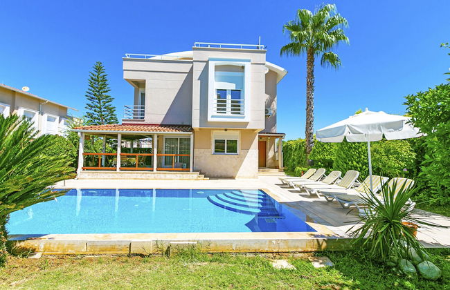 Paradise Town Villa ART - Photo 2