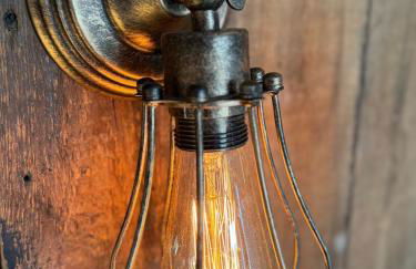 Luxury Spa Cabin with Outdoor Bath, Sauna & Fireplace - Foto 34