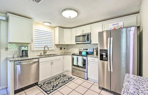 1 Mi to Beach Nokomis Home with Private Pool - Foto 7