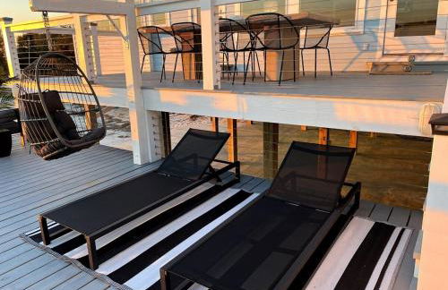 Private Waterfront Beach House with Fire-pit - Foto 41