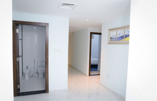 Swan Towers - Photo 13