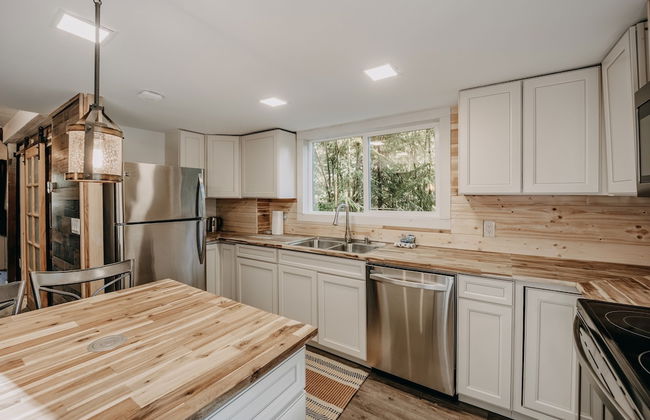 78mbr - Wood Stove - Wifi - Pets Ok - BBQ - Sleeps 6 - Foto 7