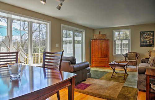 Peaceful Waterfront Apt with Deck, 22 Mi to Portland - Foto 8