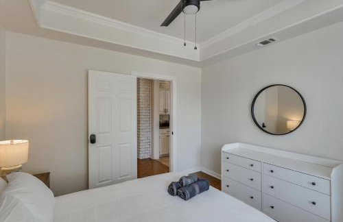 Luxurious 5 Bedroom Retreat with Pool - Foto 21