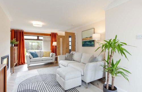 20 mins to Edinburgh 3 bedroom detached family house Wi-Fi Parking - Foto 3