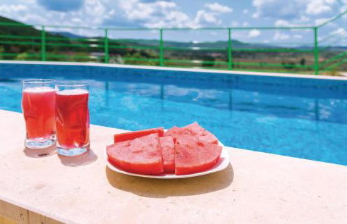 Awesome Home In Mirlovic Polje - Foto 11