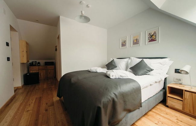 PurpleVague - Photo 12