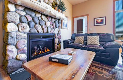 Incredible Views w Garage on Lake and bike trail - Foto 10