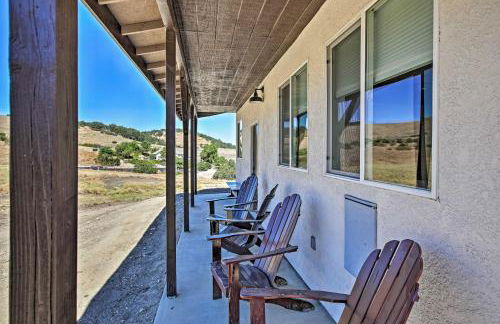 Cottage by the Lakes with Patio by Lake Nacimiento - Foto 19