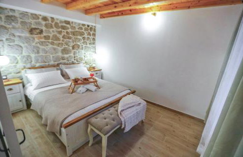 Awesome Home In Vrgorac With Wifi - Foto 8