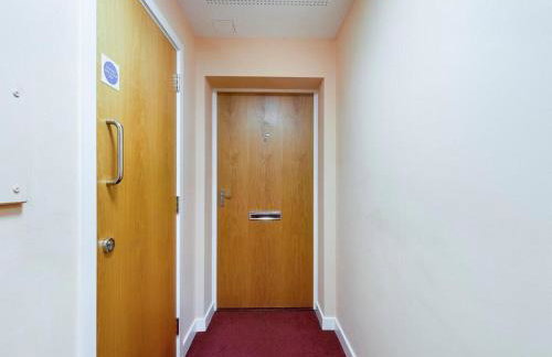 Tranquil Telford Retreat with 2 Bedrooms - Foto 4