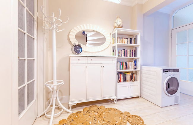 Sleek Flat Close to Osmanbey Metro Station - Foto 17