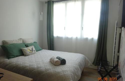 Dandy - studio confort, espace café, petite cour privée au coeur de Nogent - Foto 2