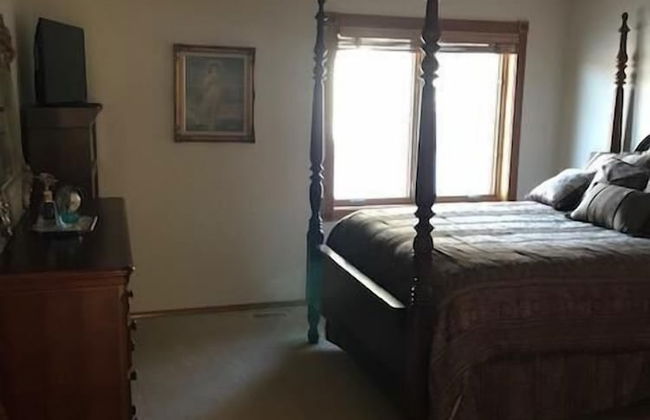 Inn on Bigfork Bay Queen Suite - Photo 3