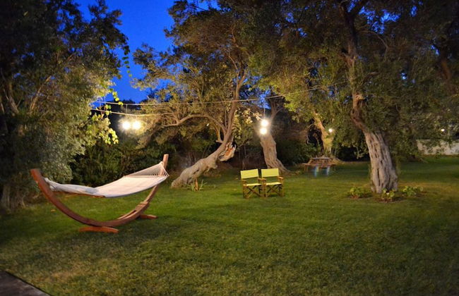 Mikamas Villa - Photo 37