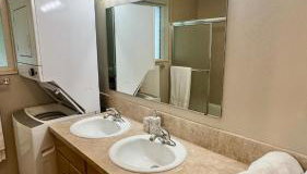 Spacious 4BR Retreat Near Idaho Falls Airport - Foto 3