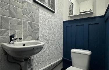 4BDR House By Homesy - Short Term Rental Cardiff - Ideal for Contractors - Foto 21