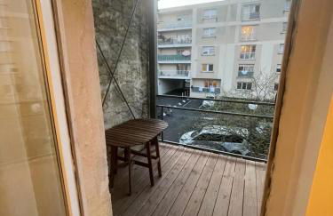 Montfaucon - Élégant appartement & terrasse au cœur de Bordeaux, idéalement situé - Foto 10