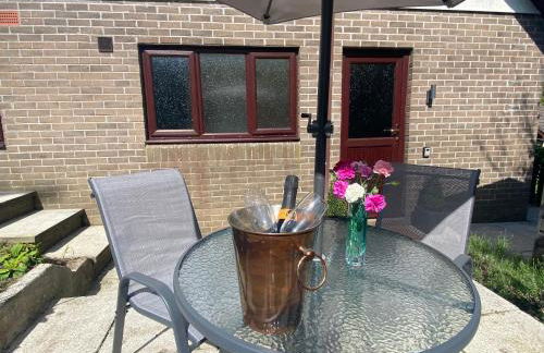 About Time Meva - stylish two-bedroom, dog-friendly home-from-home with parking and garden - Foto 13