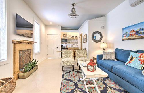 Walk to Beach from Chic Old Town Apartment with Yard - Foto 2