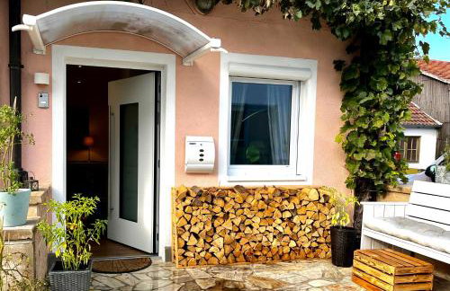 Wohlfühloase mit Pool, Kamin & großer Terrasse - Foto 42