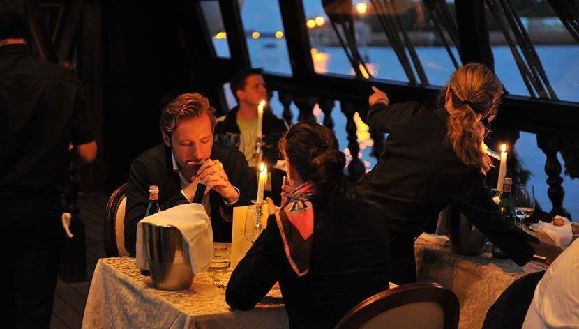 Crucero con cena en el Galeón Veneciano - Foto 2