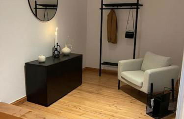 Mosel-Charm - Urige Dachgeschosswohnung für 6 Personen - 3 Schlafzimmer, Fahrradkeller & Gratis WLAN - BG Living & Hosting - Foto 13