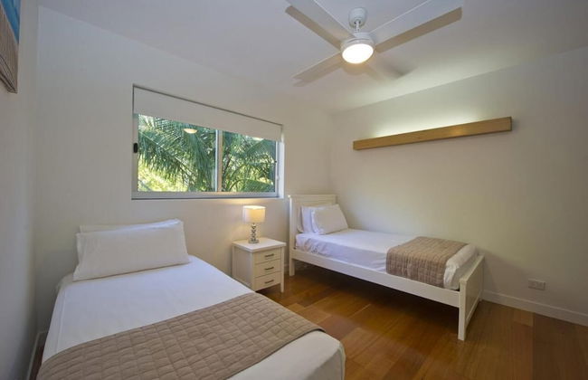 Maggies Beachfront Apt. 7 - Photo 5